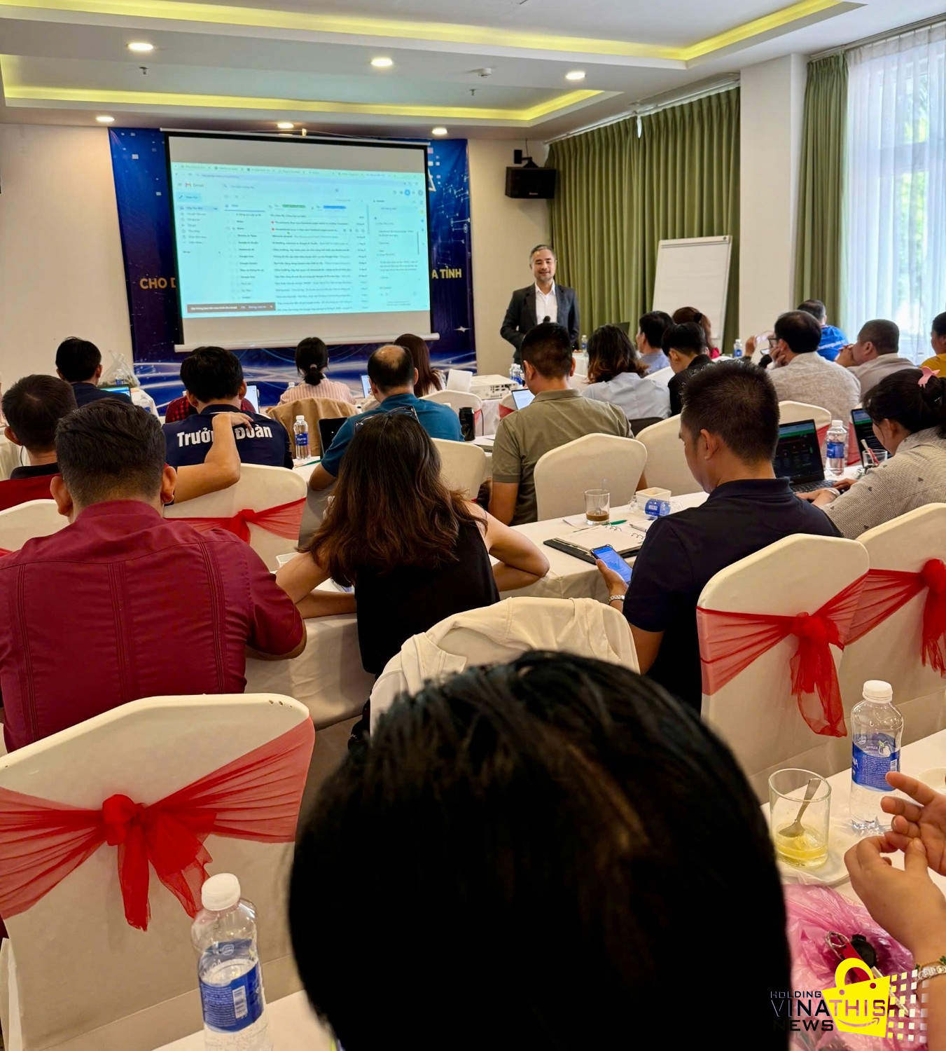 dao tao AI Vinh Long4